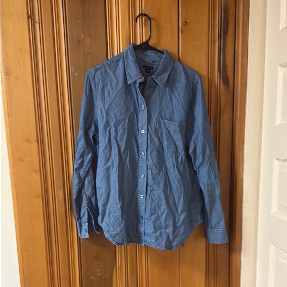 Ann Taylor Blue Button Down Shirt Classic Collar